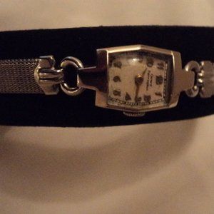 Girald Perregaux 14k white gold ladies wristwatch